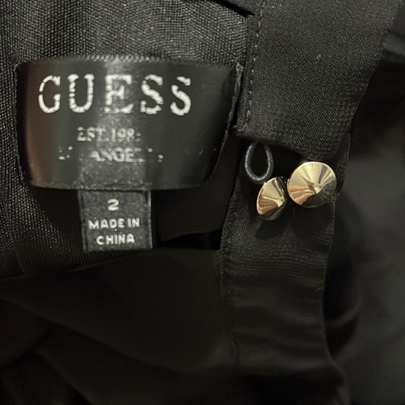 Black dress - Picture 3 of 3